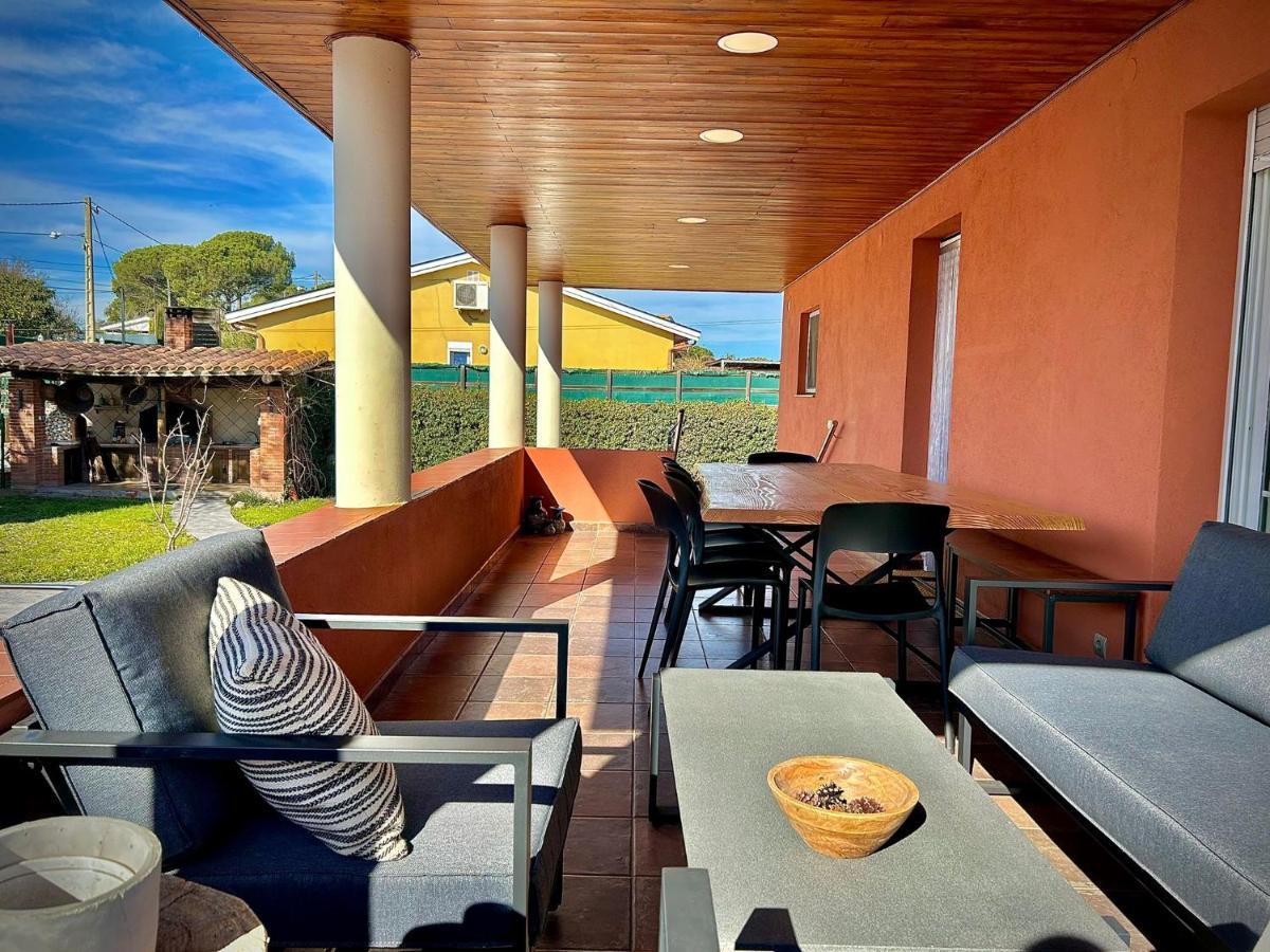 Piscina De Sal Barbacoa Wifi, Parking Gratis, 3 Min Pga Casa El Roble Villa Gerona Buitenkant foto