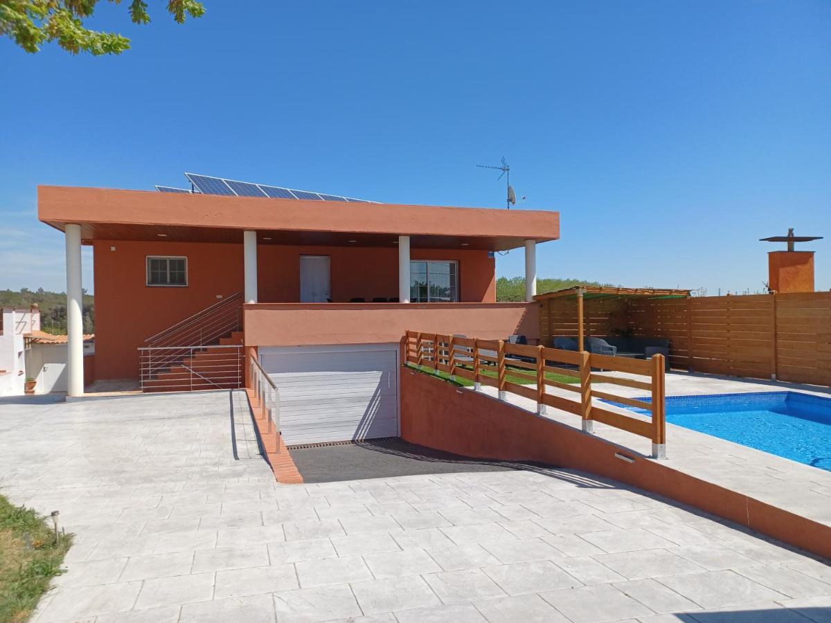 Piscina De Sal Barbacoa Wifi, Parking Gratis, 3 Min Pga Casa El Roble Villa Gerona Buitenkant foto