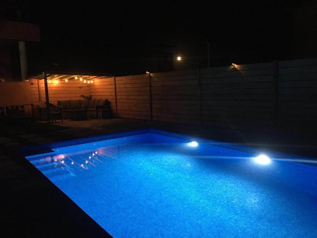 Piscina De Sal Barbacoa Wifi, Parking Gratis, 3 Min Pga Casa El Roble Villa Gerona Buitenkant foto